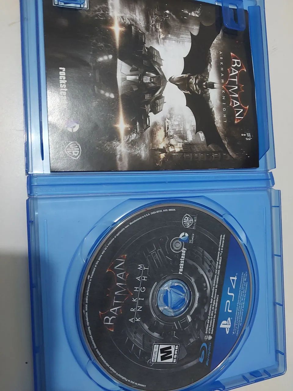 Jogo PS4 original Batman cd perfeito - Foto 3