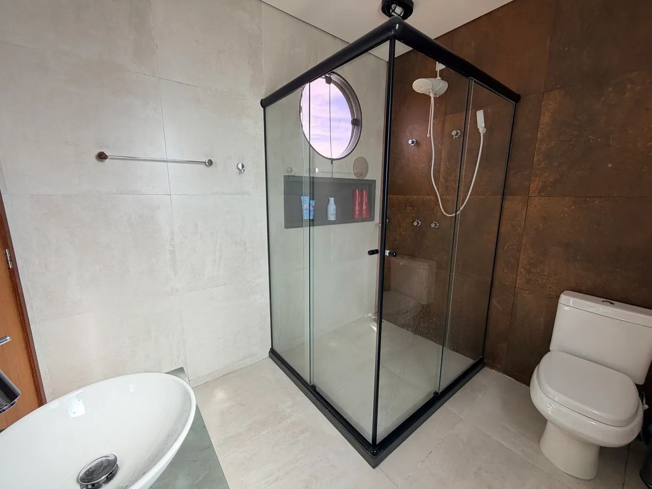 Vendo Container HC 40 pés Mobiliado 30m2 - Foto 5