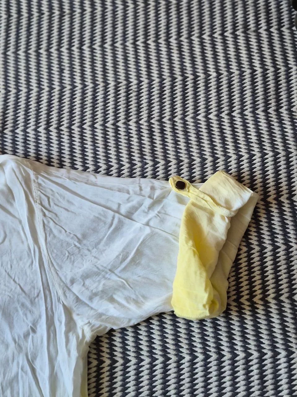 Bata amarela em degradê em viscose - Foto 3