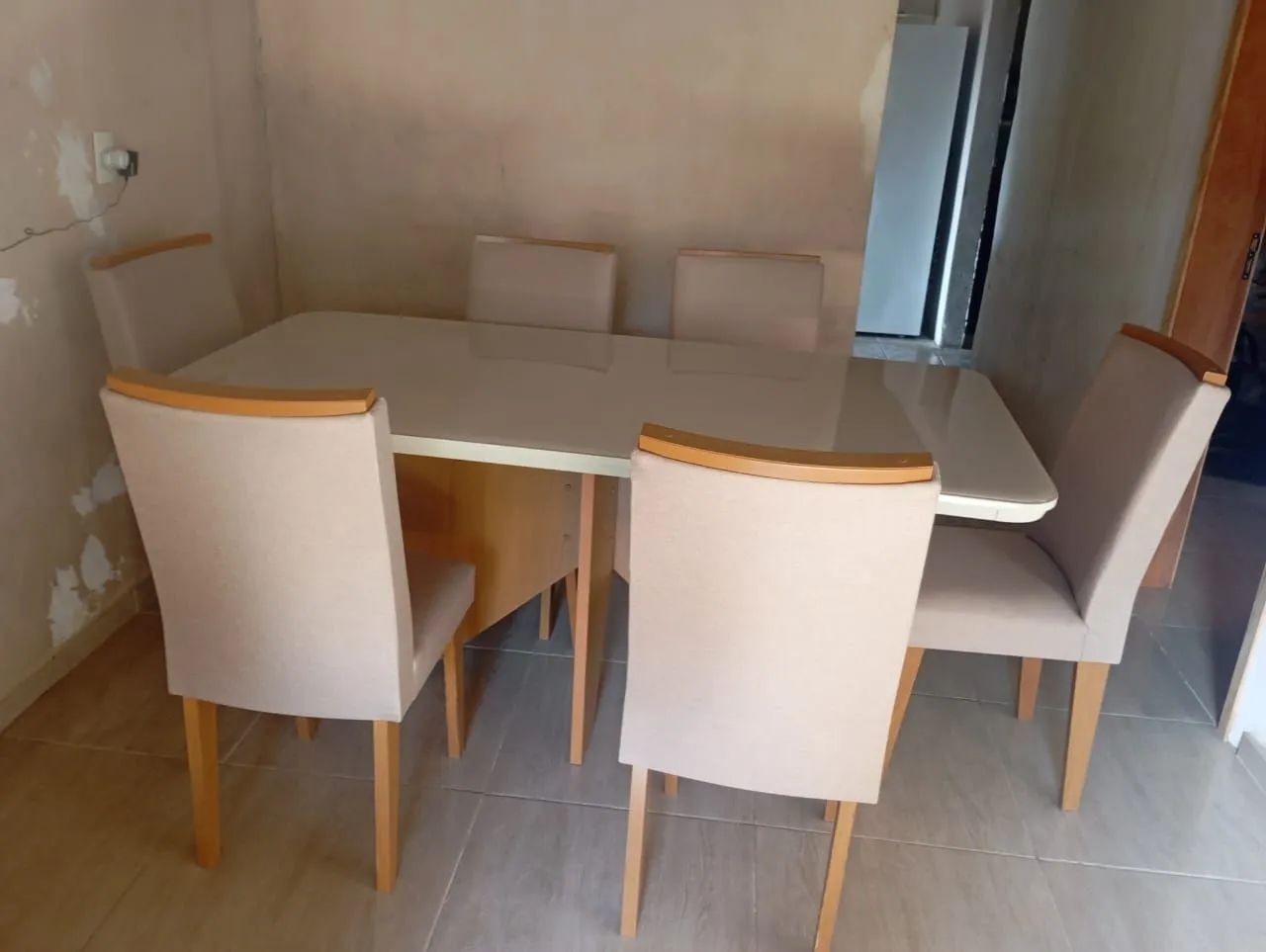 Mesa de jantar 6 lugar.