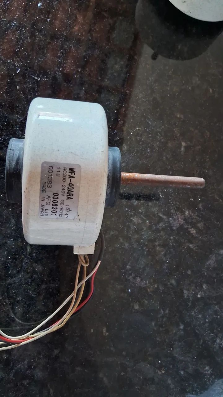 Motor evaporadora Fujitsu modelo MFA-40ARA usado  - Foto 2