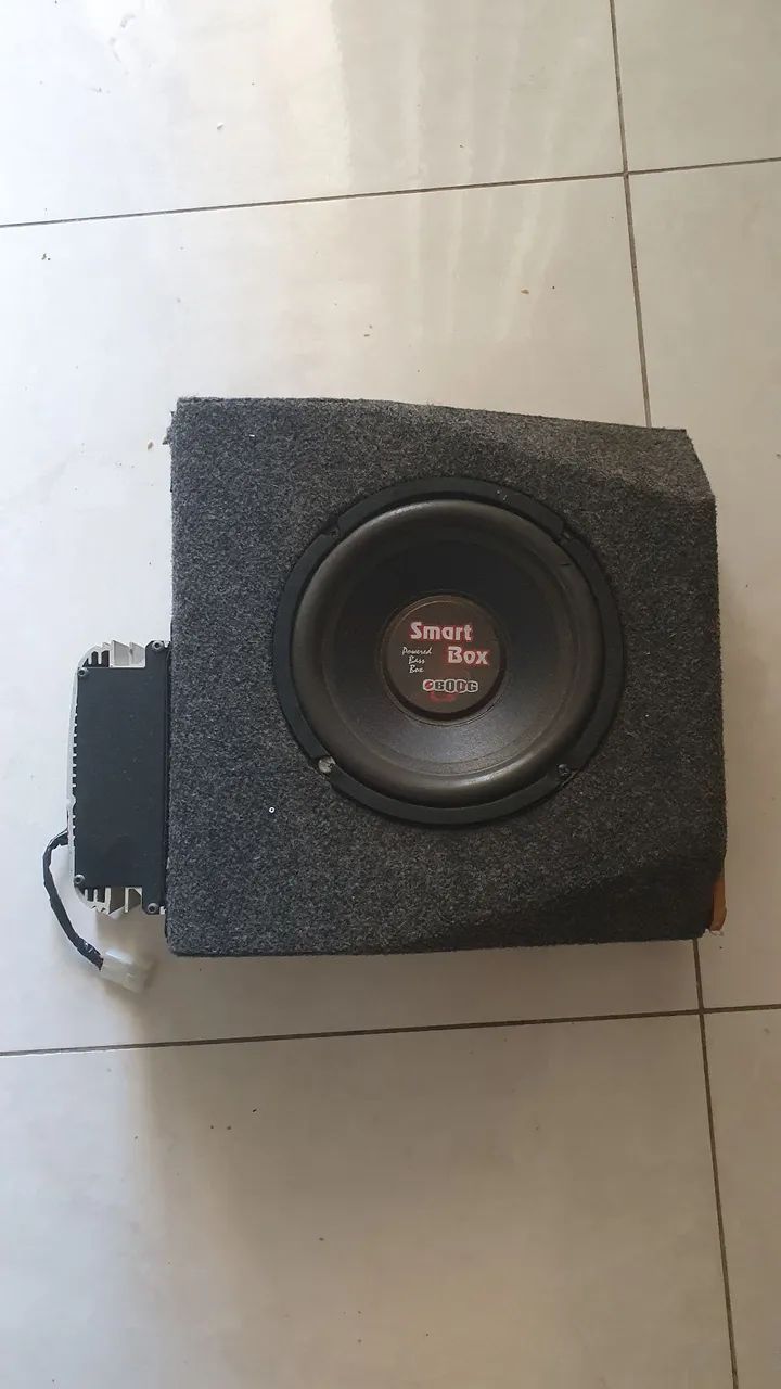Caixa sub woofer com módulo 