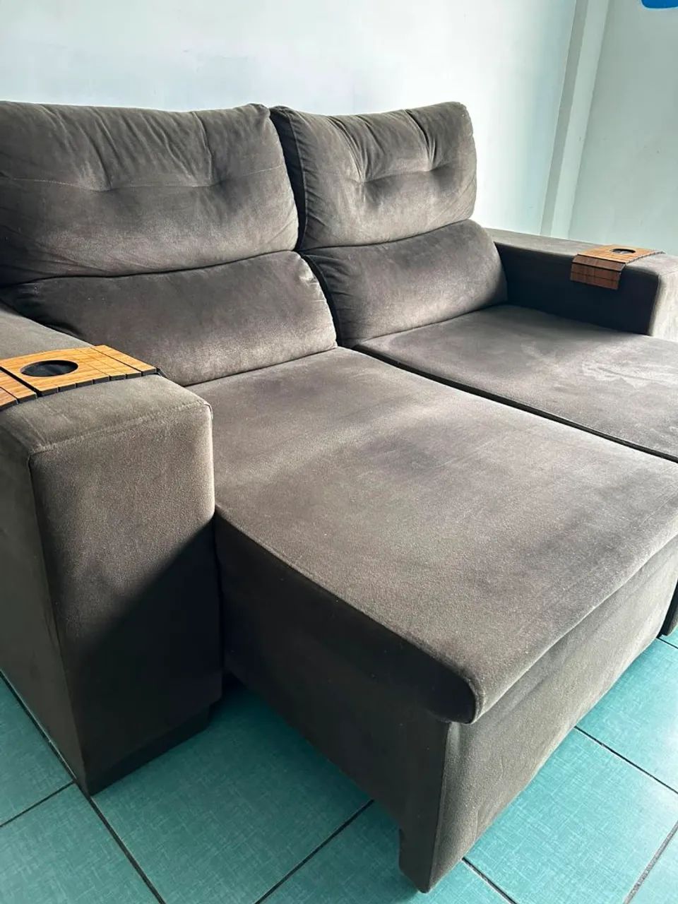 Sofá retrátil em Suede de luxo entregamos 