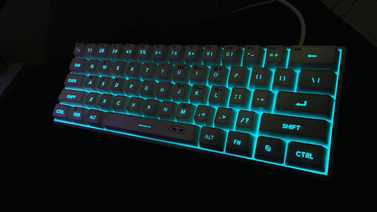 Teclado branco 60% + removedor de teclas  - Foto 2