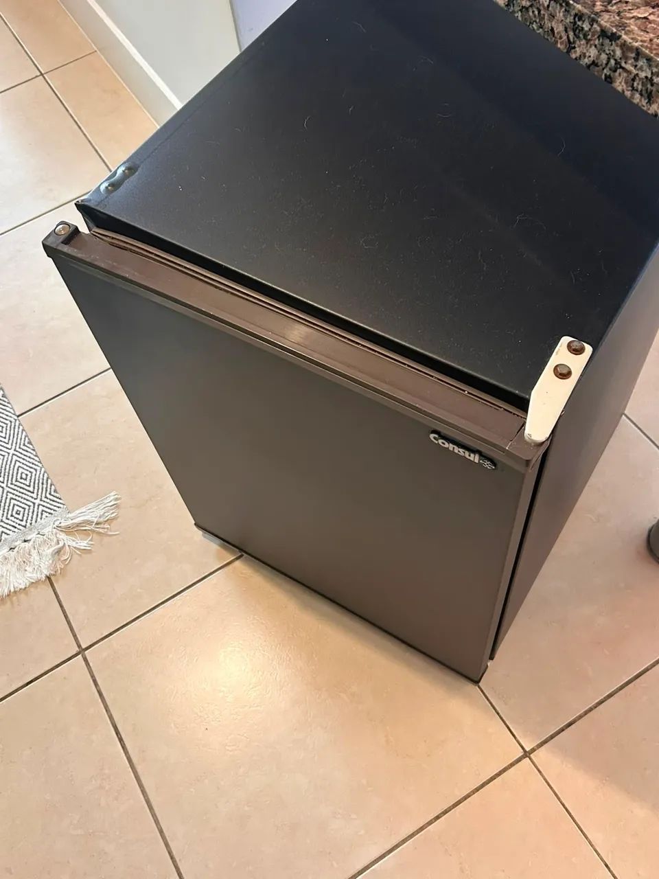 Frigobar Consul Preto  (48x60x52 cm)  - Foto 4