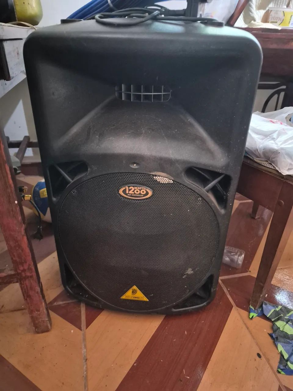 Caixa som ativax1200 wats 220v