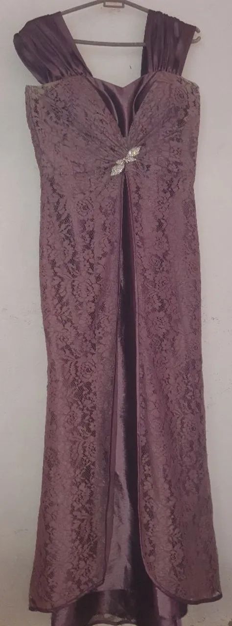 Vendo vestido novo