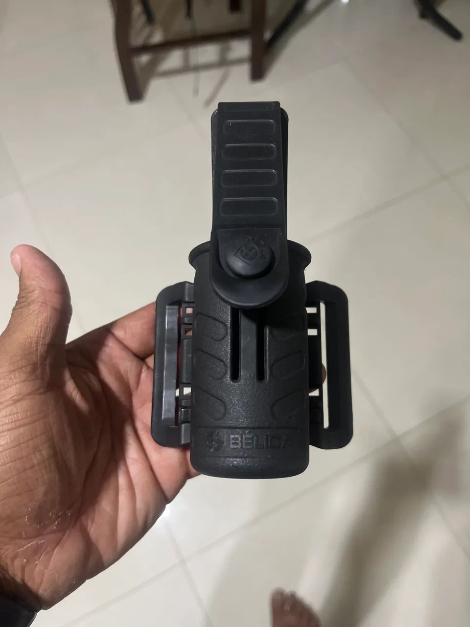 Porta lanterna bélica 