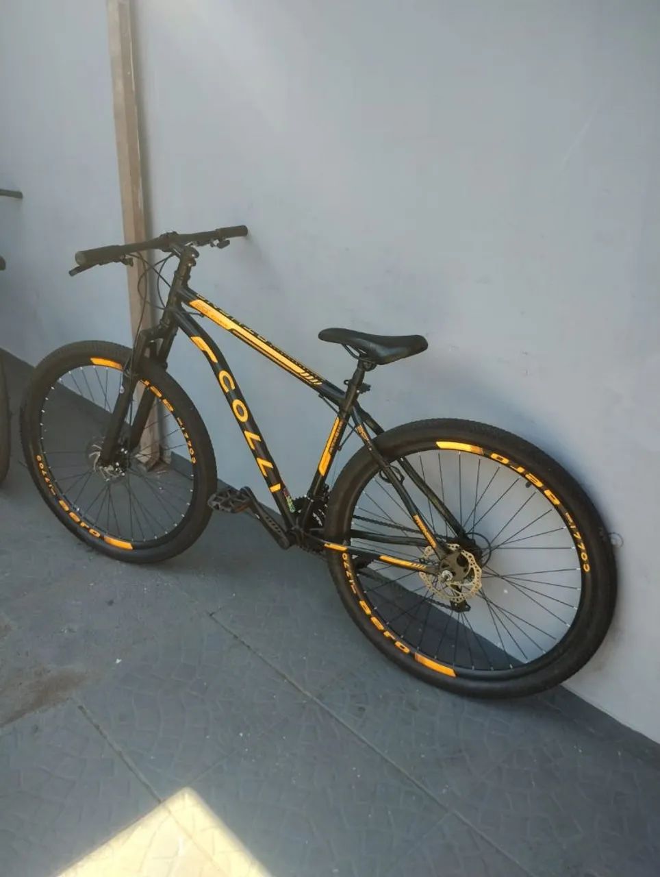 Bicicleta Colli aro 29 