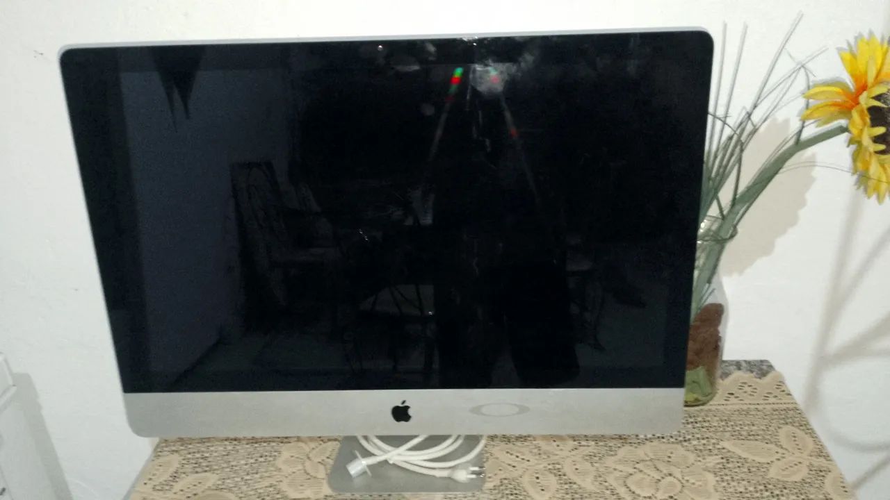 iMac Apple 27 polegadas A1312 - Foto 2