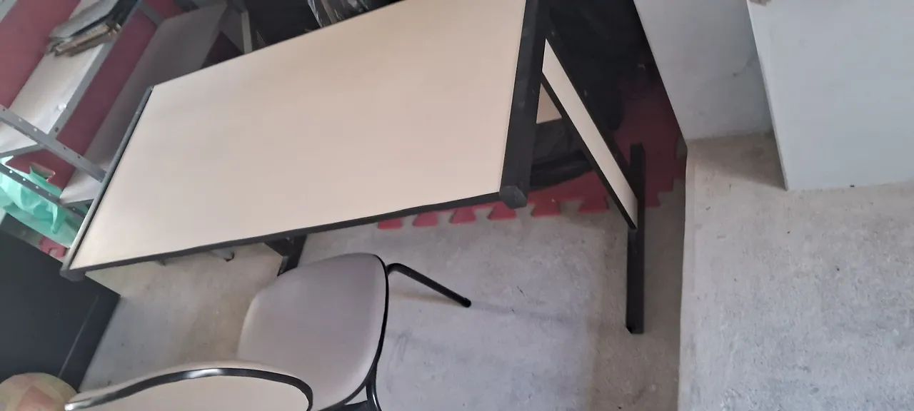Mesa e duas cadeiras  - Foto 2