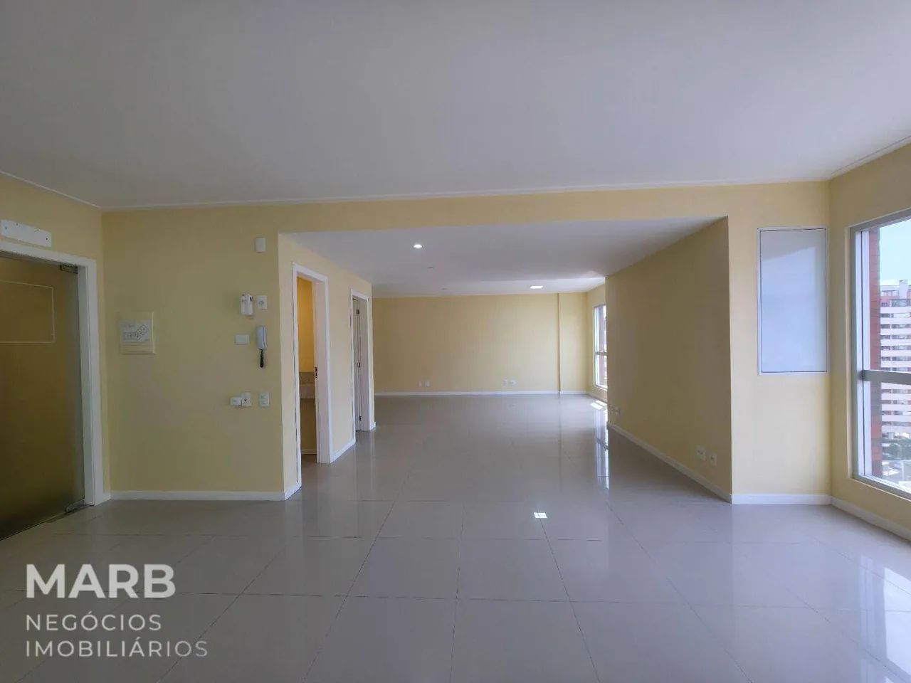 Sala à venda, 68 m² por R$ 1.600.000,00 - Centro - Florianópolis/SC - Foto 4