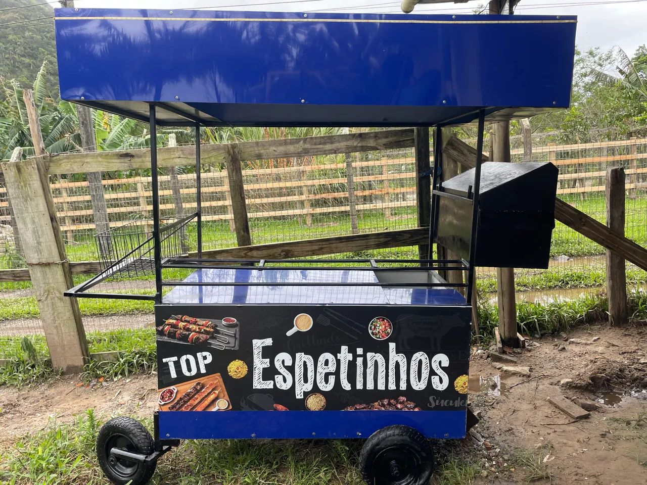 Carrinho de espetinho e carrinho cooler