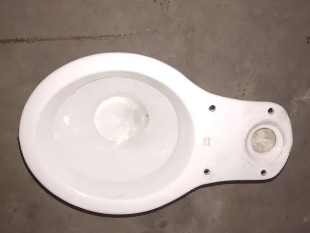 Vaso Sanitário + Caixa Acoplada Hervy LouçasN 6LTS NOVO  vai com a tabua sanitaria 