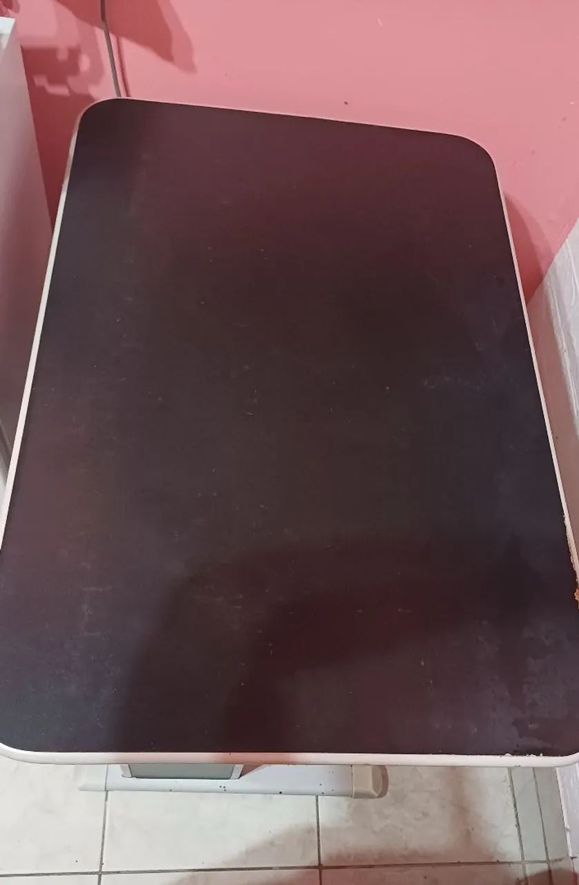Mesa de estudos  - Foto 4