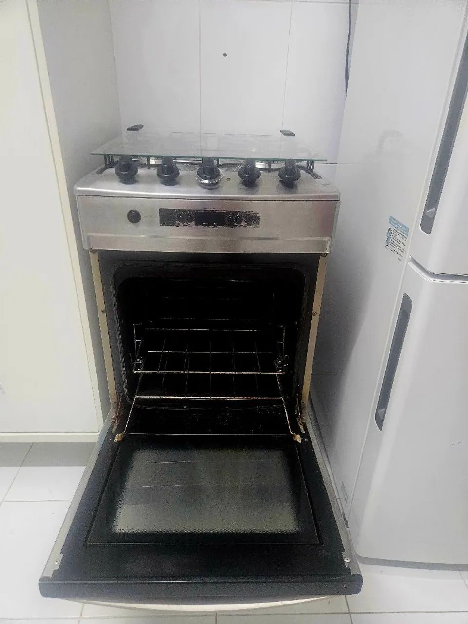 Fogão Brastemp 4 bocas cor Inox com grill e timer digital - Foto 6