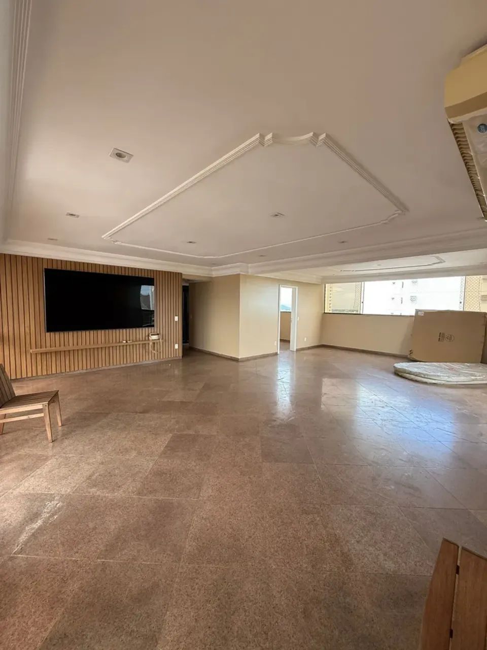 Apartamento a venda tem 330 m2 com 5 quartos em Popular - Edifício Golden Gate - Cuiabá - 