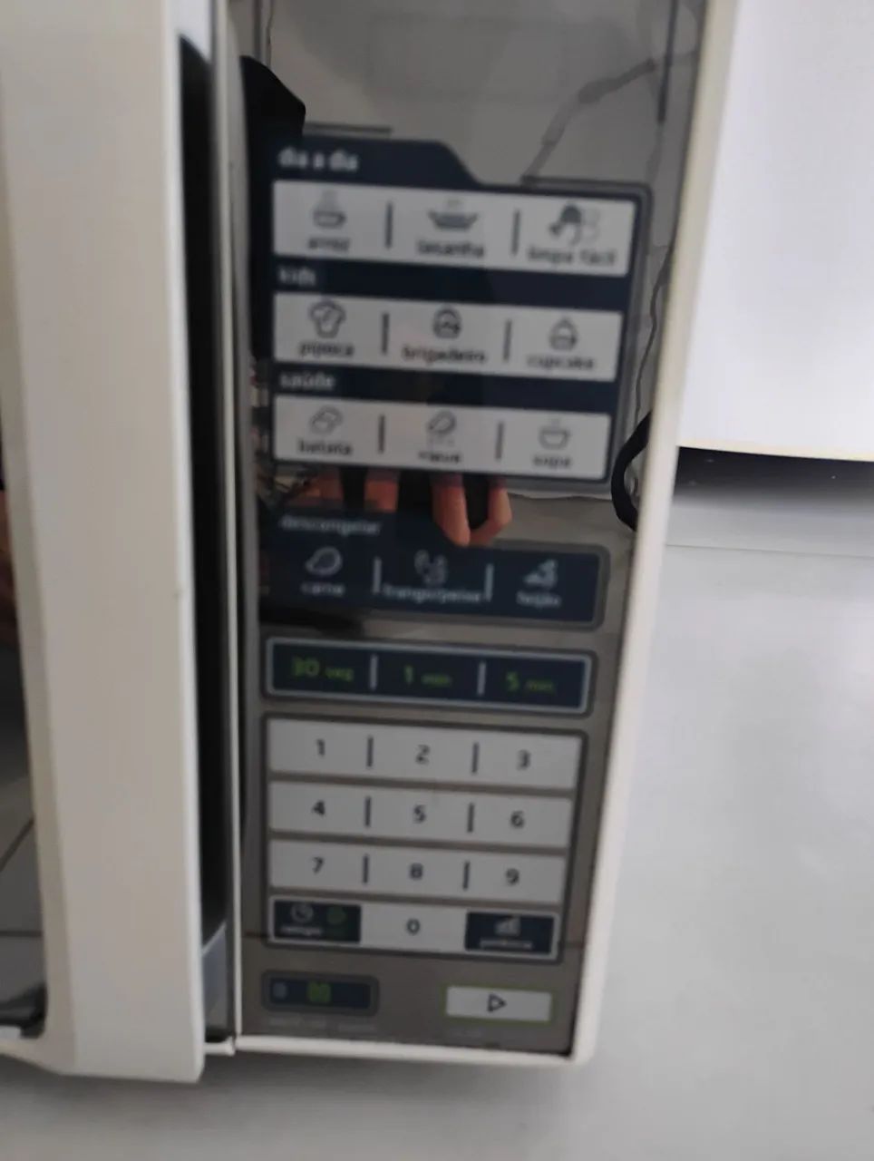 Microondas Midea 31 lt - Foto 2