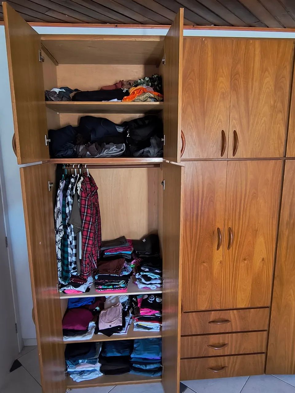 Guarda Roupas Grande - Foto 3
