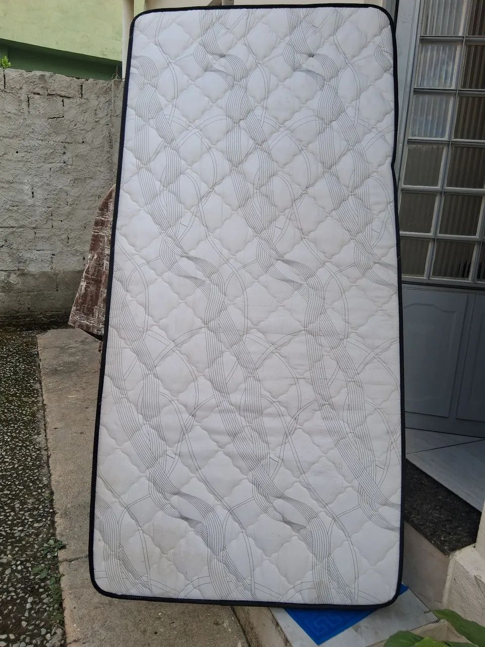 Vendo colch ão de solteiro  - Foto 2