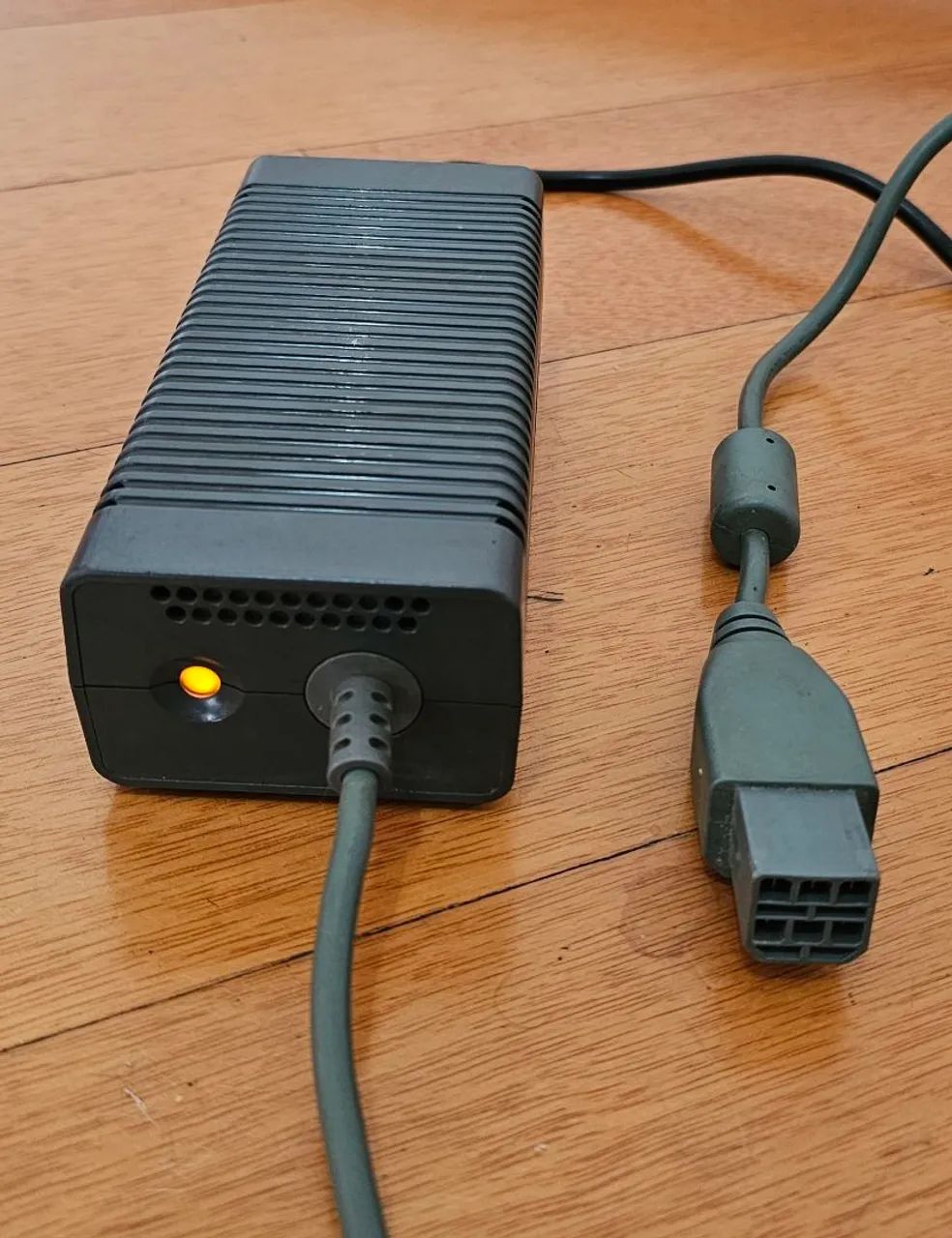 fonte para xbox 360 fat 100v--127v 150w modelo hp-a1503r2 100v--127v - Foto 4