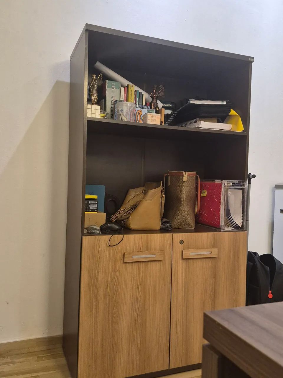 Armário escritório 