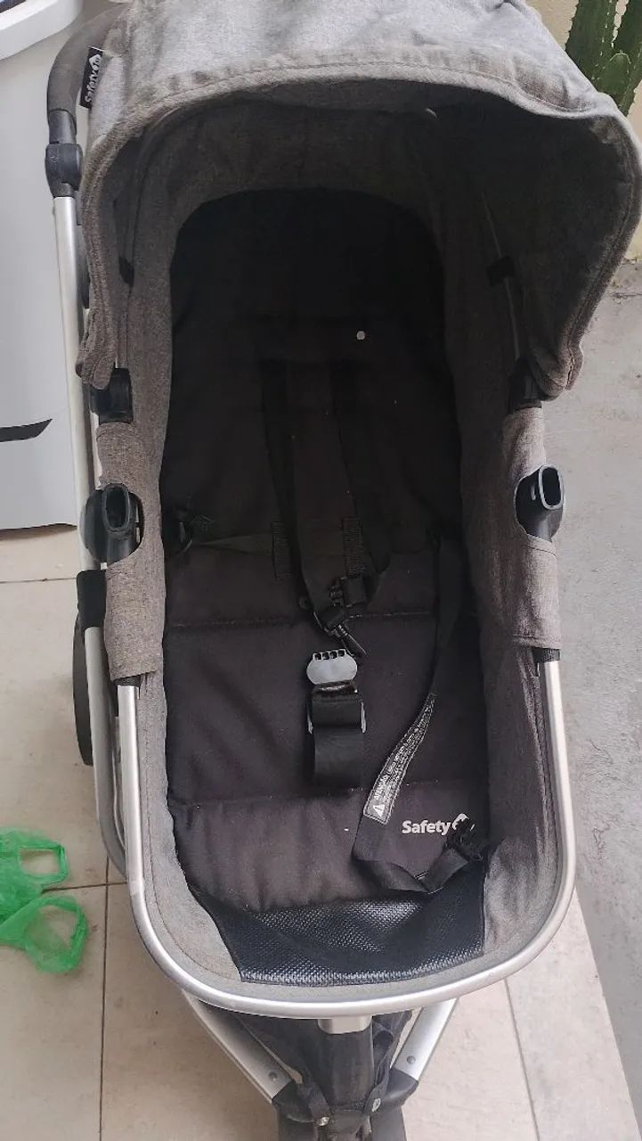Vendo carrinho de bebê novinho  - Foto 3