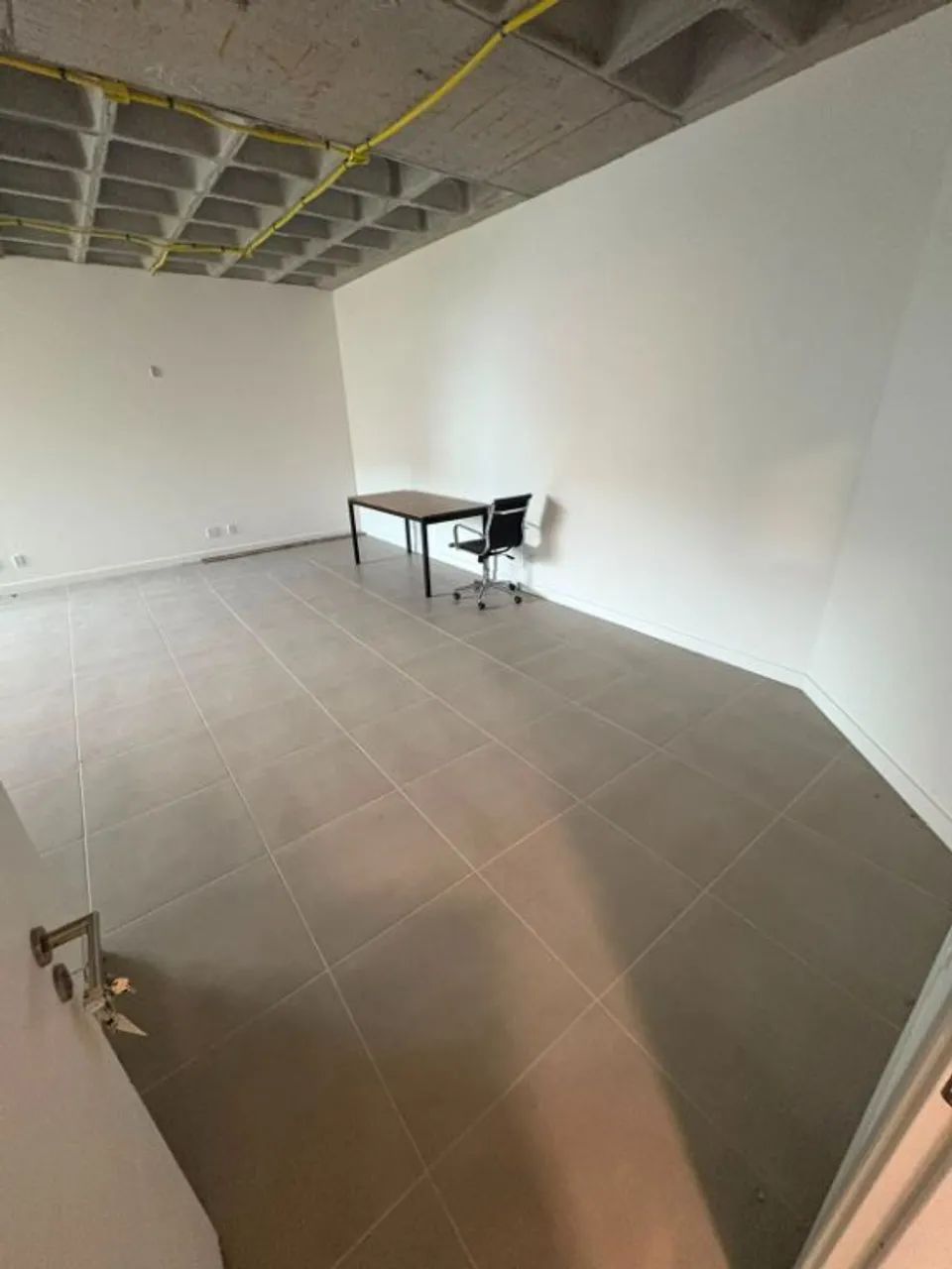 Sala comercial no bairro João Paulo, Florianópolis.