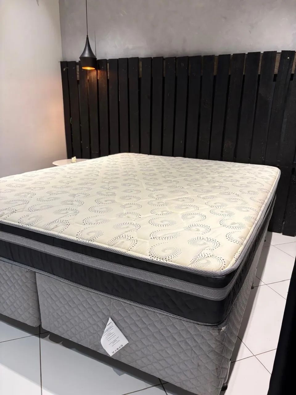 Cama Conjunto Box Queen: Colchão Molas Herval - Foto 2