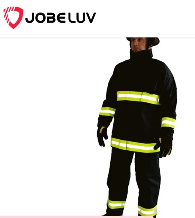 Conjunto de calça, casaco e capacete. - Foto 2