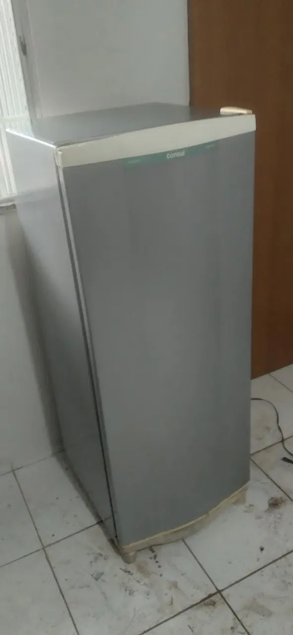 Envelopamento de geladeira - Foto 2