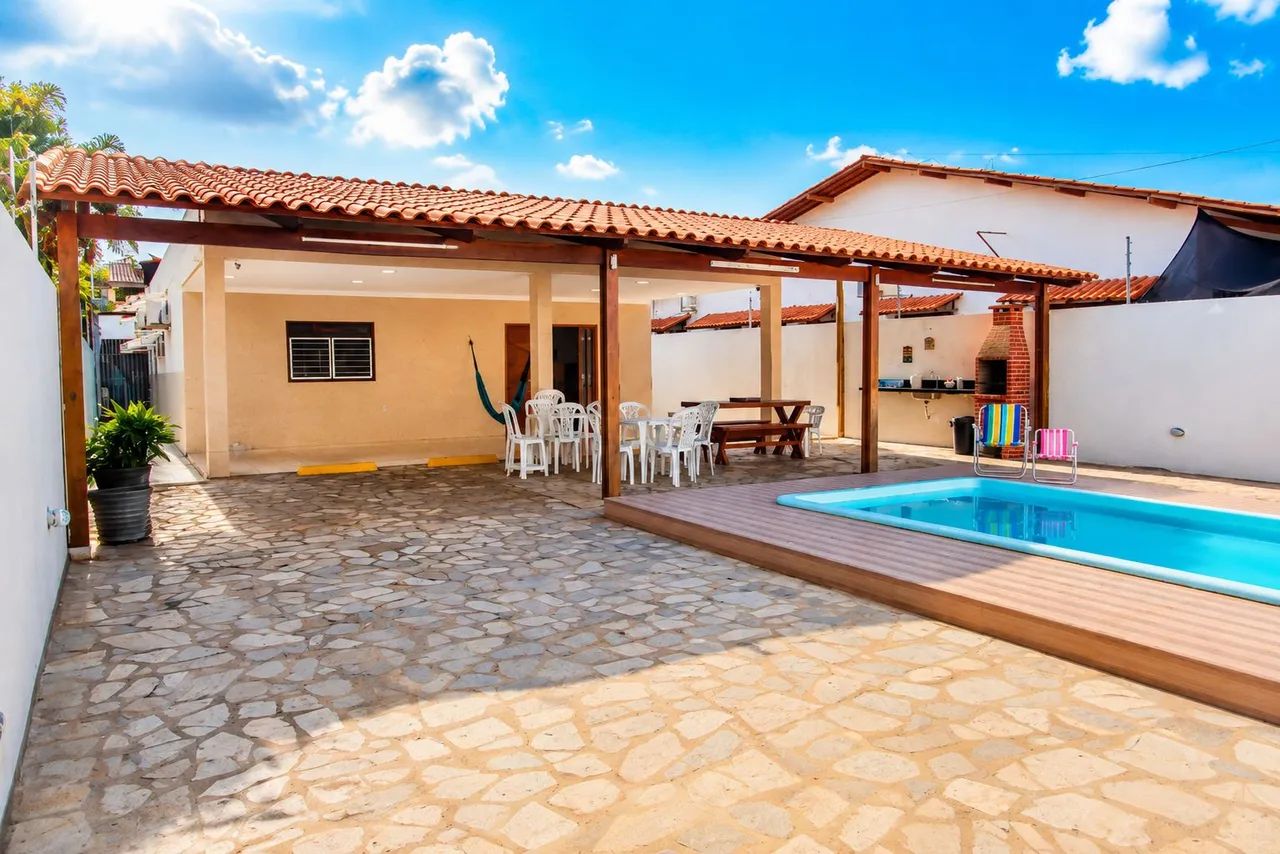 Casa em camboinha com piscina,completa a 200m da praia acomoda 13 pessoas 