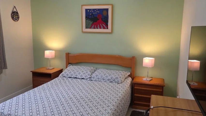 Alugo quarto/suite em Sambaqui - Foto 2
