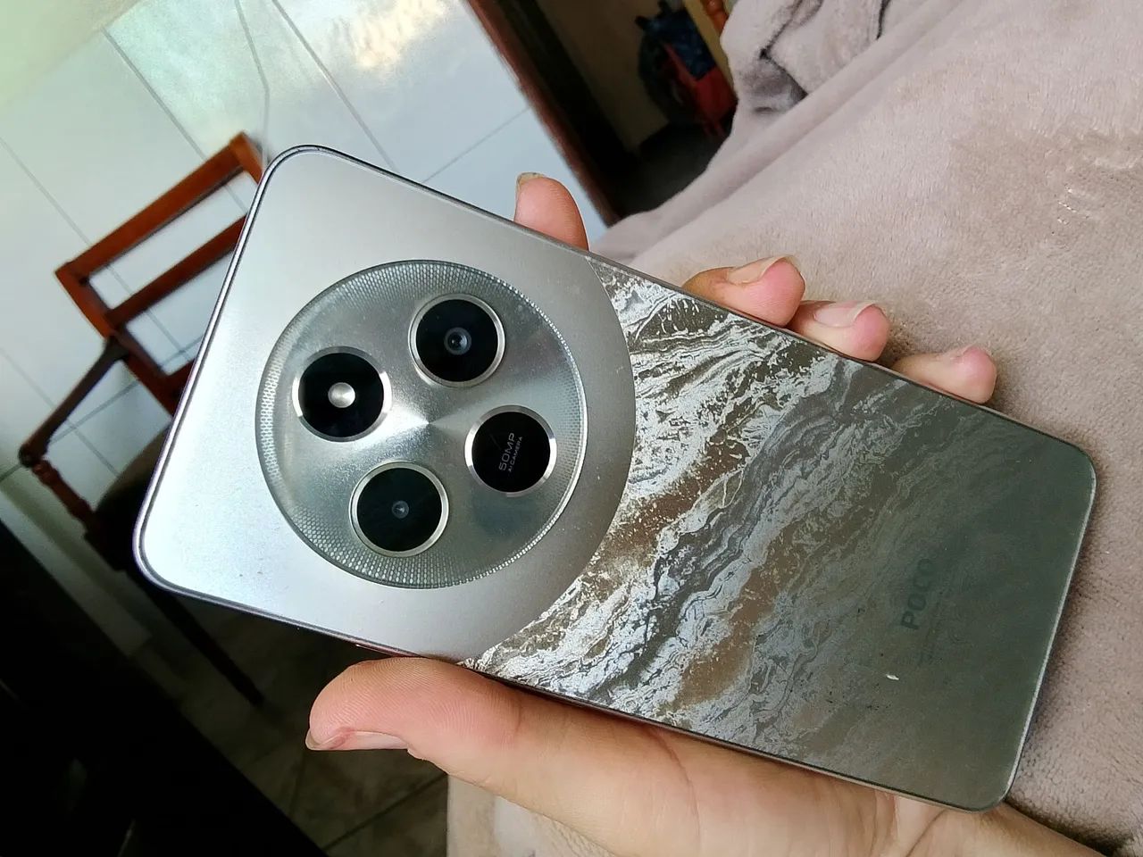 POCO C75 