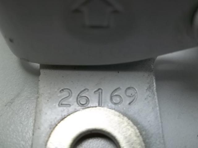 Par Dobradiça Da Tampa Traseira Nissan March 2017 - Foto 2