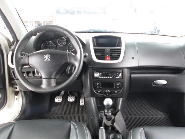 PEUGEOT 207 SEDAN PASSION XS 1.6 16V FLEX 4P 2011 - Foto 10