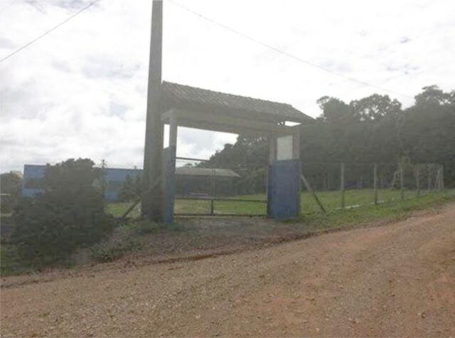 Chácara de condomínio perto de Curitiba c/ sala jogo e campo 365.000 Aceita imóvel e carro