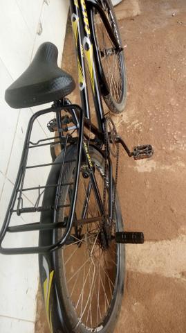 Vendo essa poti caloi só o luxo 180 entrego. - Foto 2
