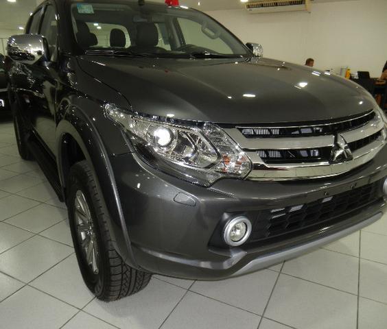 Mitsubishi L200 Triton Sport HPE-S Couro Xenon Conheça o Mit Facil e Desafio Casca Grossa - Foto 3