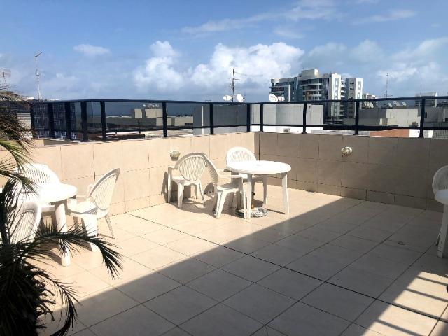 Lindo apartamento mobiliado quarto e sala area nobre de Jatiuca - 2 qds praia - Foto 2