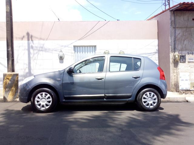 Sandero ano 2010 completo 15000 - Foto 3