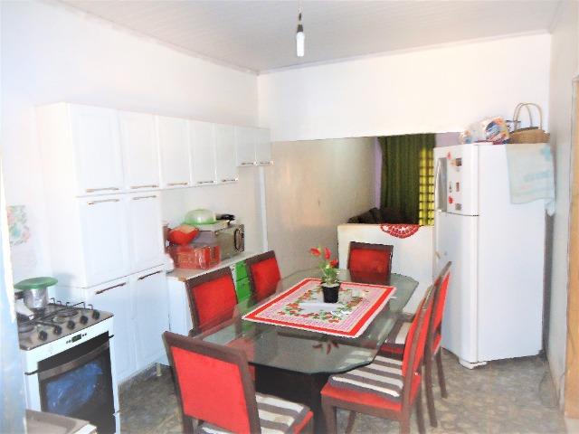 Casa 3 quartos um com suite, 3° rua atras da feira do produtor, 200 metros da upa - Foto 4