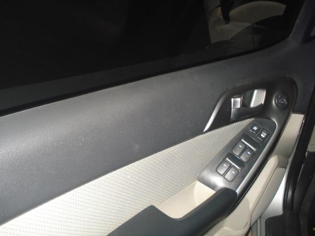 Kia Motors Cerato 2010/2011 - Foto 4