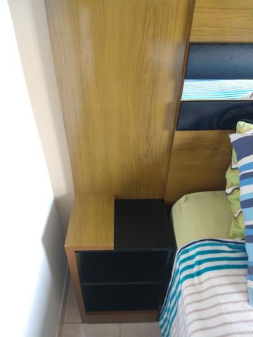 Cabeceira de cama com criado mudo - Foto 4