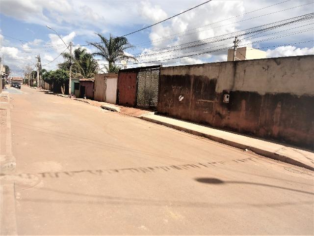 Casa 3 quartos um com suite, 3° rua atras da feira do produtor, 200 metros da upa - Foto 10