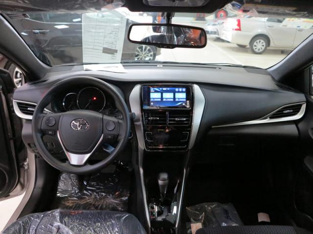 TOYOTA YARIS HATCH XL PLUS AT 19/20 - Foto 10