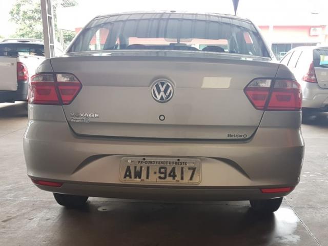VW - VOLKSWAGEN VOYAGE SELECAO 1.0 MI TOTAL FLEX 8V 4P - Foto 2