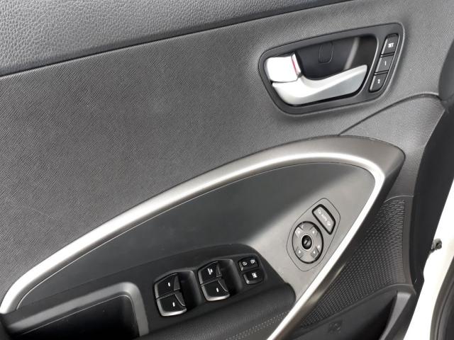 Santa FÉ 3.3 V6 7 Lugares mod 2015 - Foto 19