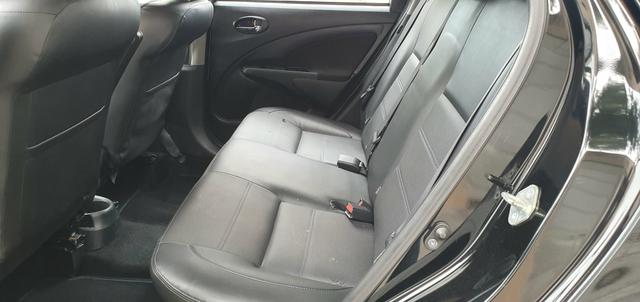 Etios 1.5 platinum automático 17/18 sedan - Foto 20