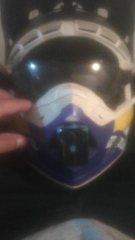 Capacete pró Tork com óculos e adaptador pra câmera - Foto 3